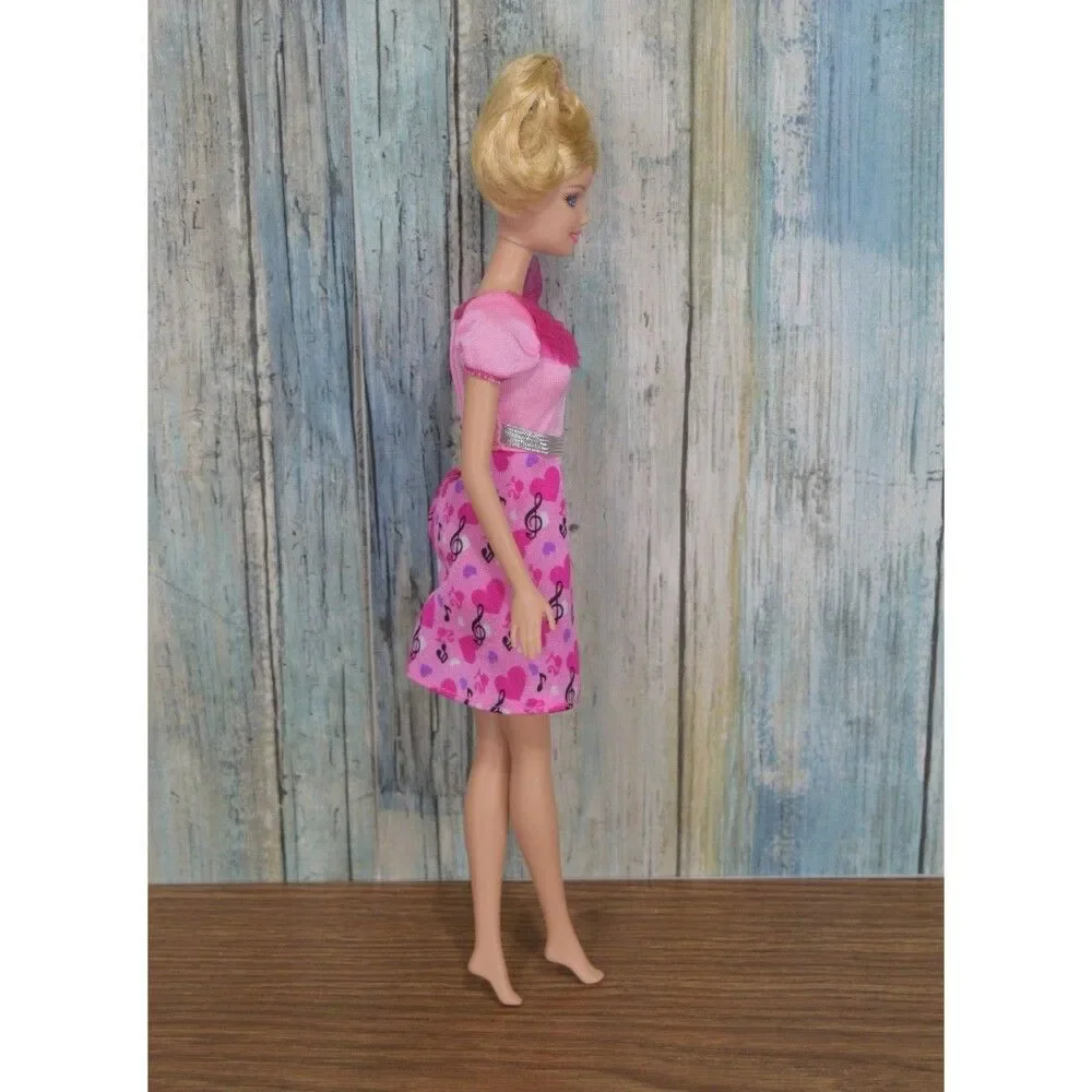 Barbie Doll Blonde Hair Updo Blue Eyes Pink Dress Ruffle Top Hearts Music Outfit